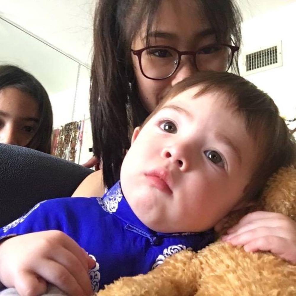 Meet your Posher, Elizabeth